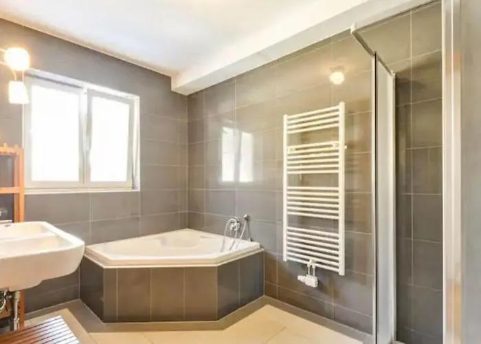 بيت للعطل Alm'a *